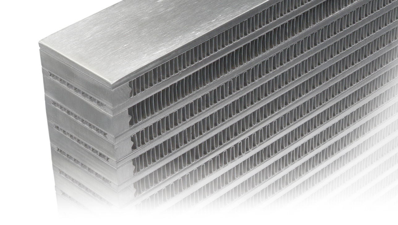 Bar-and-Plate-Closeup2 (1)